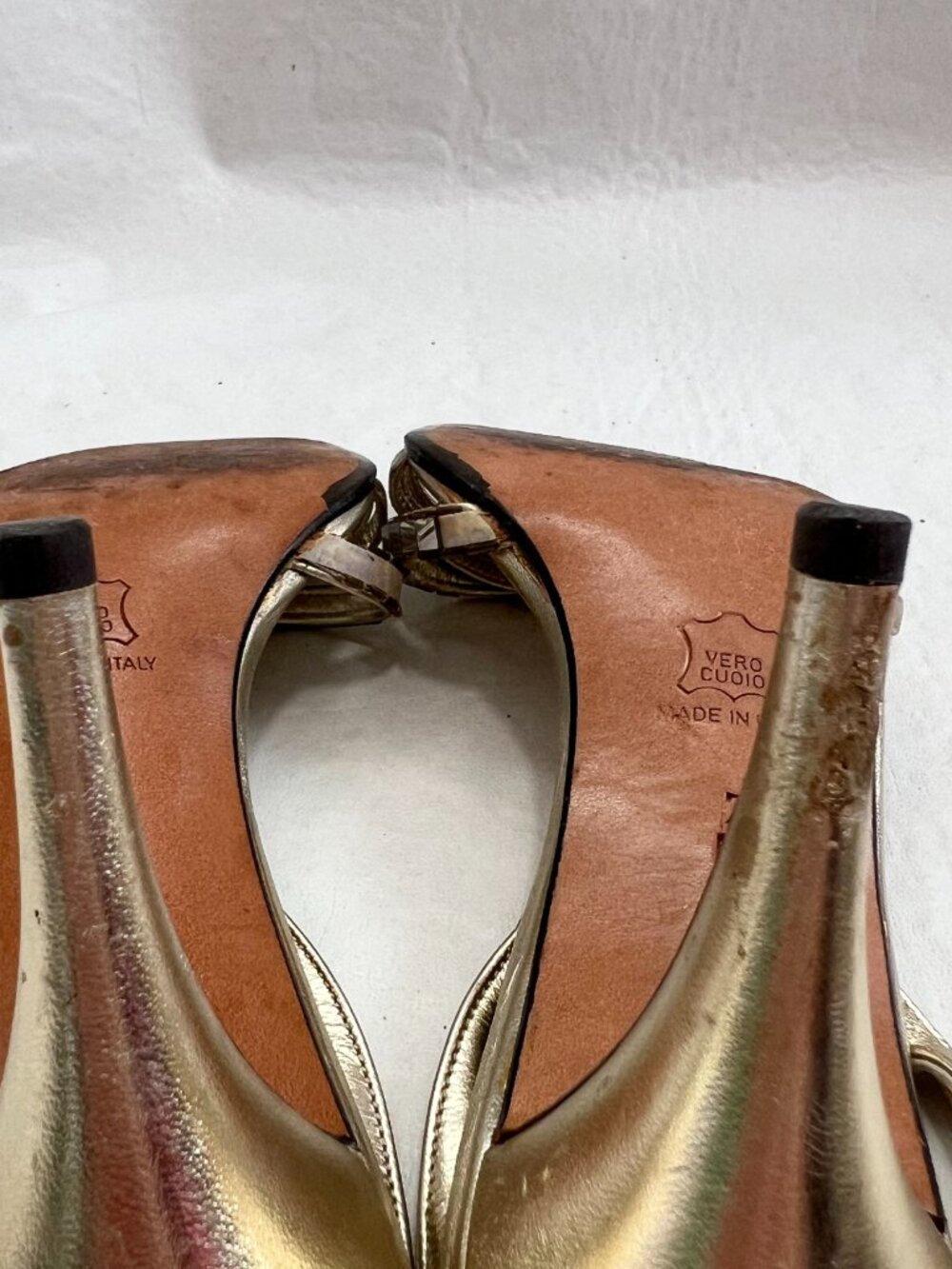 Vintage 70s Givenchy high heel sandals gold leather mirror size 7 slingback - Picture 8 of 13